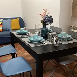 https://cowsin-house.it-romehotels.com